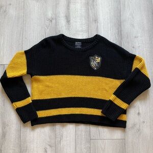Harry Potter Hufflepuff Cropped Sweater - Size M